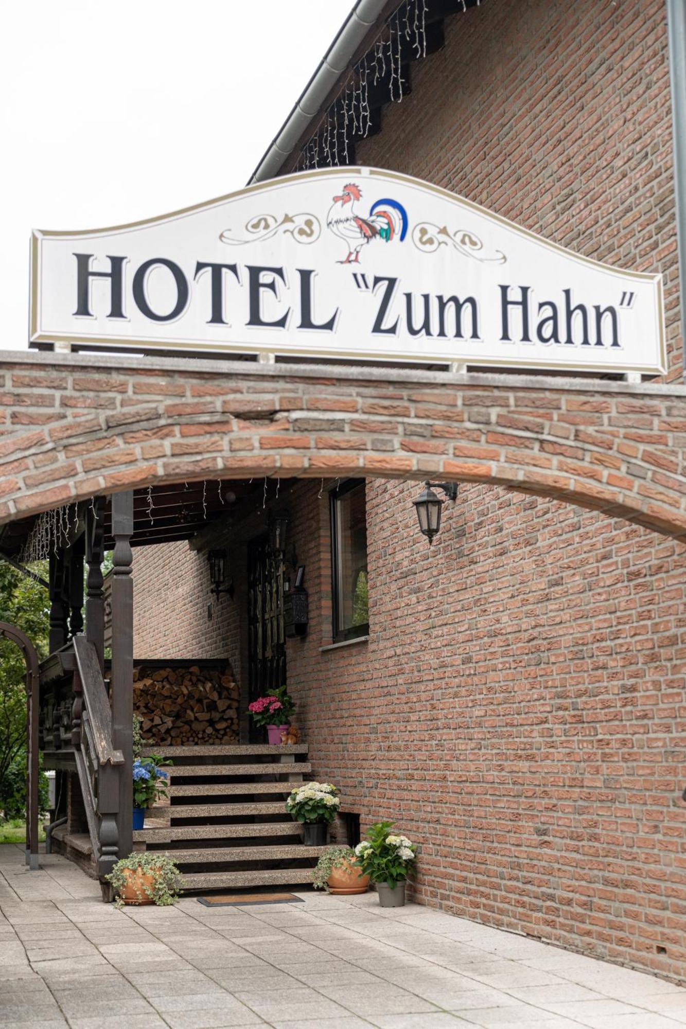 Hotel Zum Hahn 가르브센 외부 사진